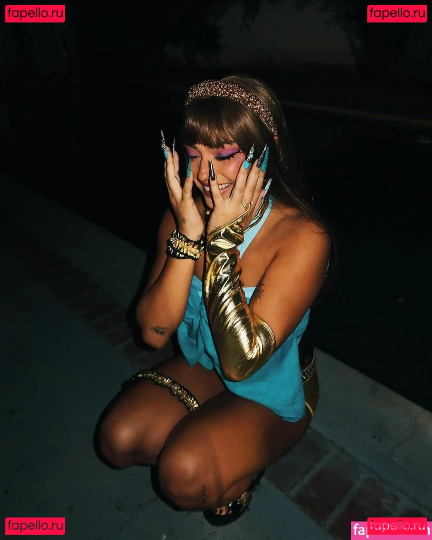 Avani Gregg Onlyfans Photo Gallery 