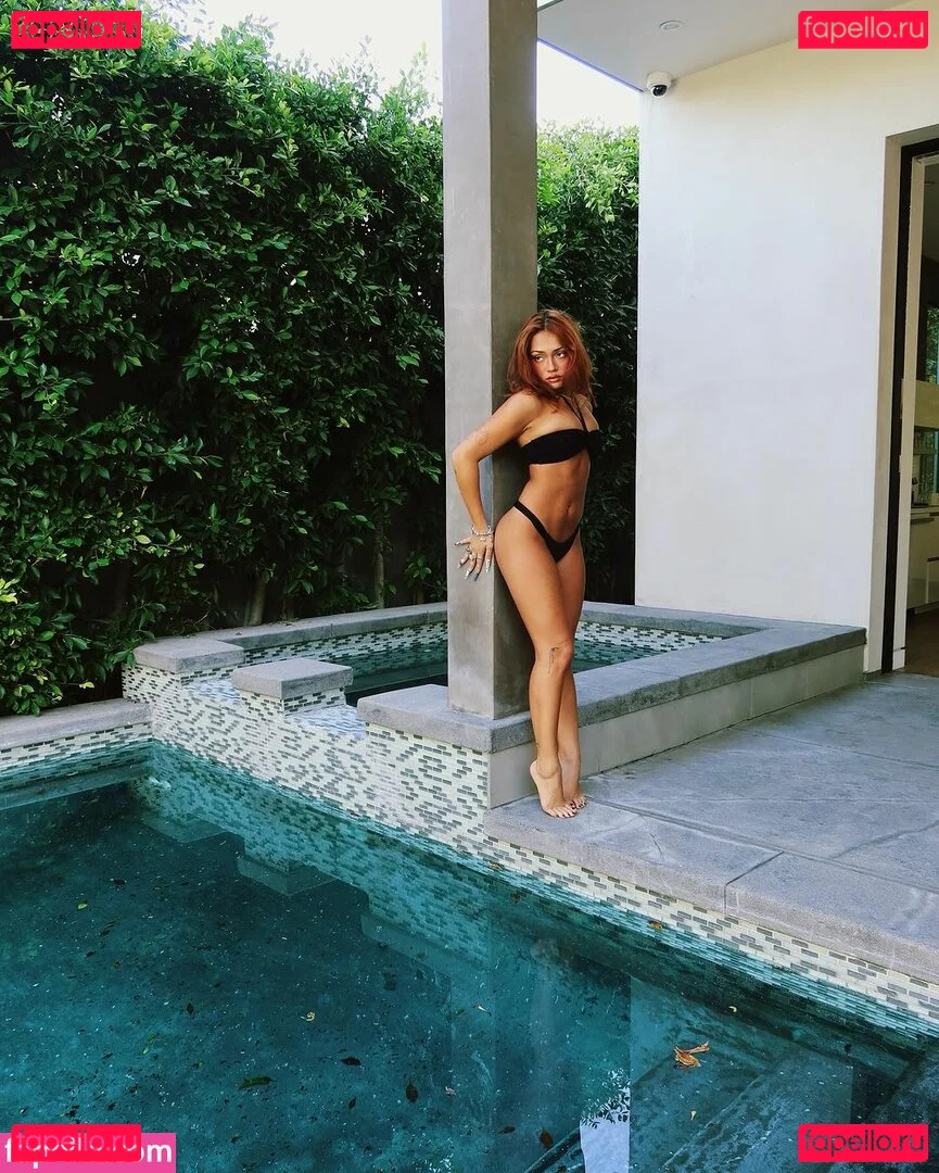 Avani Gregg Onlyfans Photo Gallery 