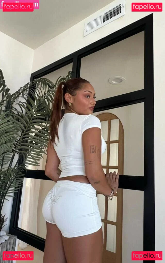 Avani Gregg Onlyfans Photo Gallery 