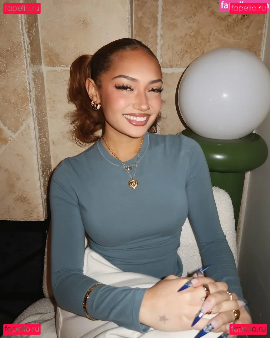 Avani Gregg Onlyfans Photo Gallery 