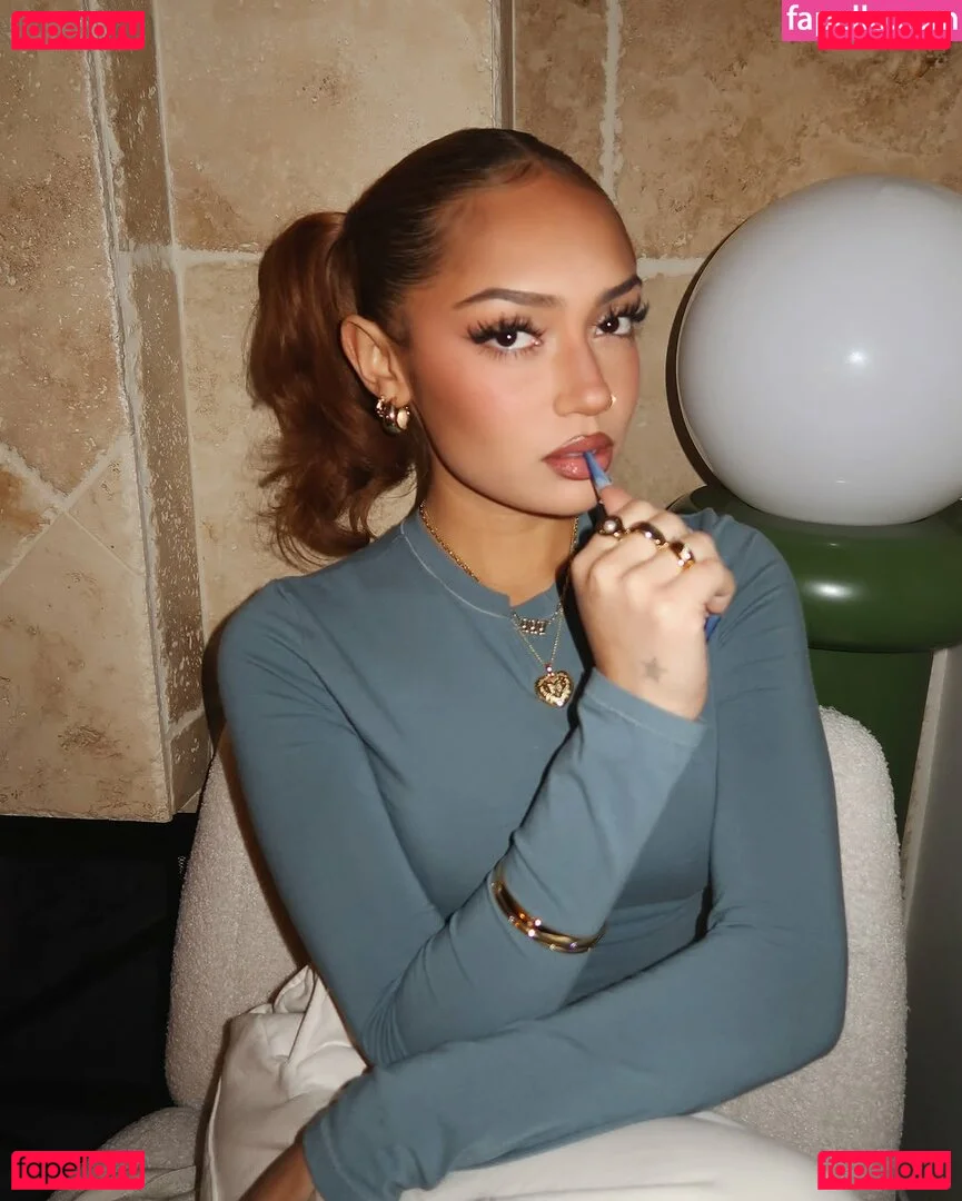 Avani Gregg Onlyfans Photo Gallery 