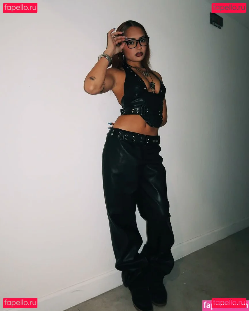 Avani Gregg Onlyfans Photo Gallery 