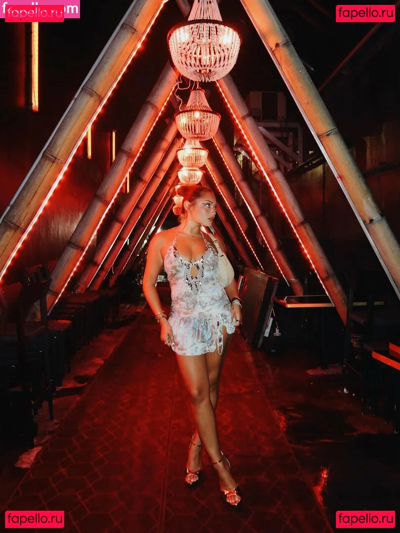 Avani Gregg Onlyfans Photo Gallery 