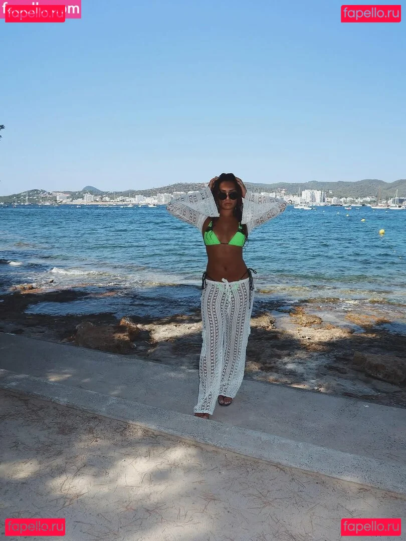 Avani Gregg Onlyfans Photo Gallery 