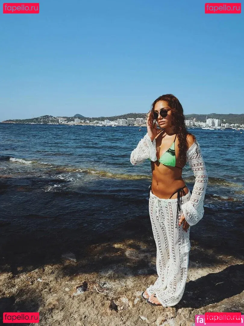 Avani Gregg Onlyfans Photo Gallery 