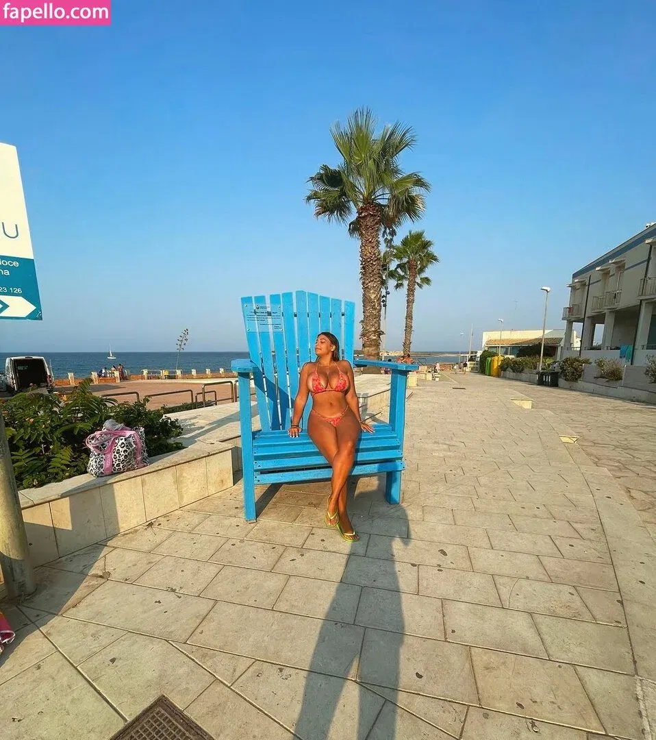 deja_ray Onlyfans Photo Gallery 