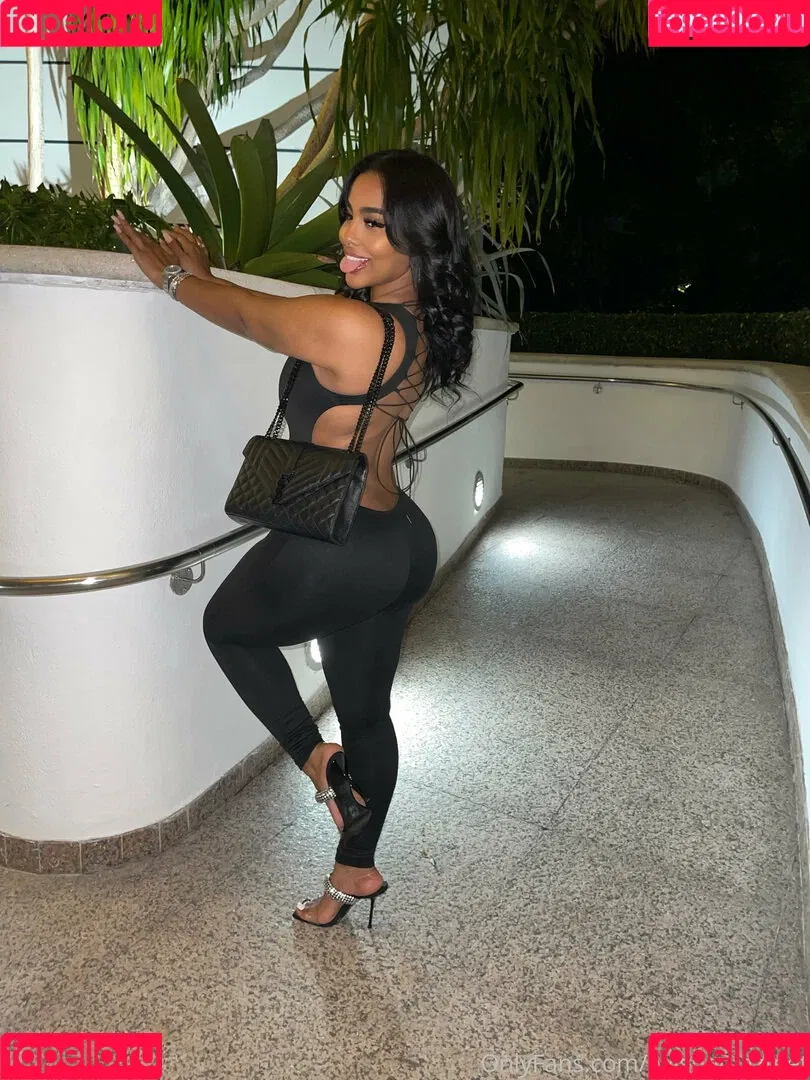 ayishadiazfeet Onlyfans Photo Gallery 