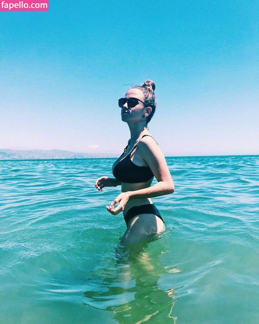 Anabel Gomez Onlyfans Photo Gallery 