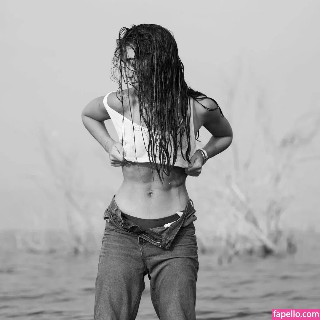 Roni Bahbut Onlyfans Photo Gallery 