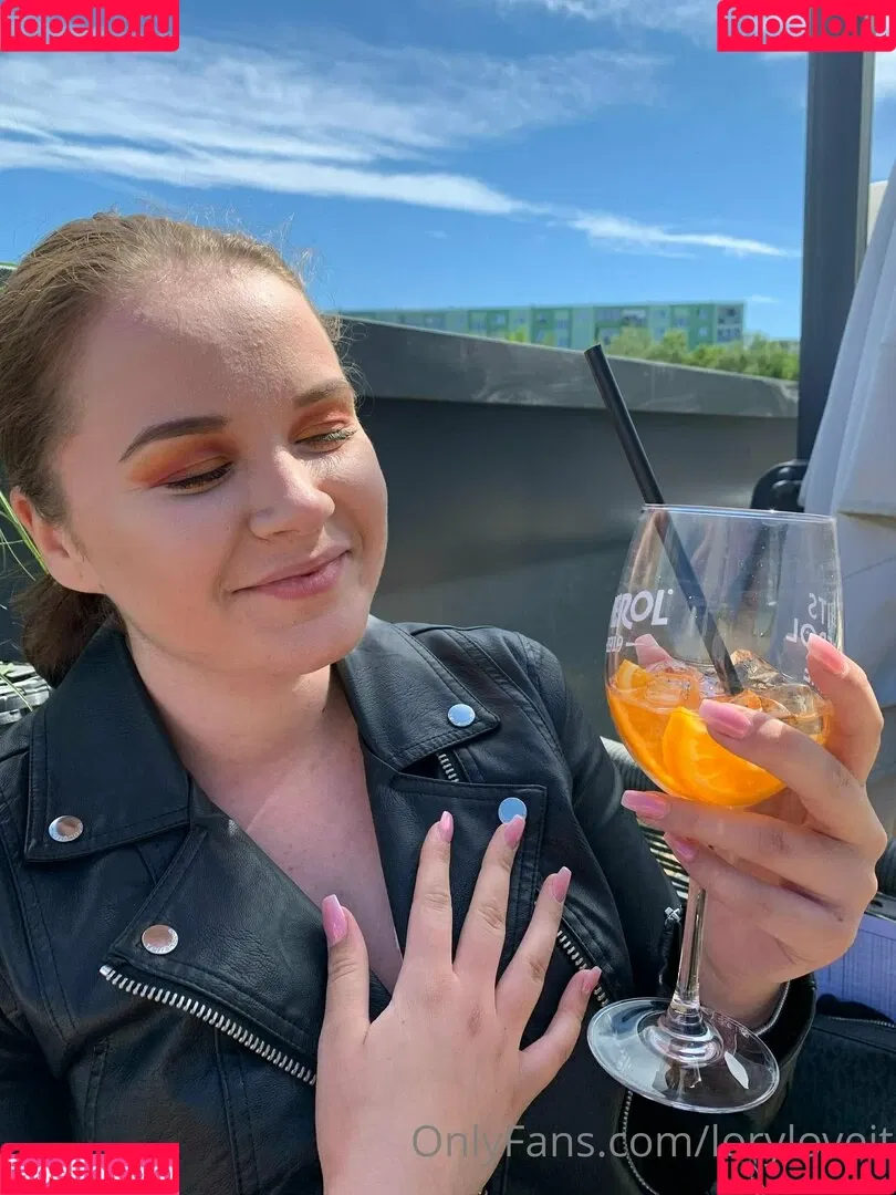 loryloveit Onlyfans Photo Gallery 