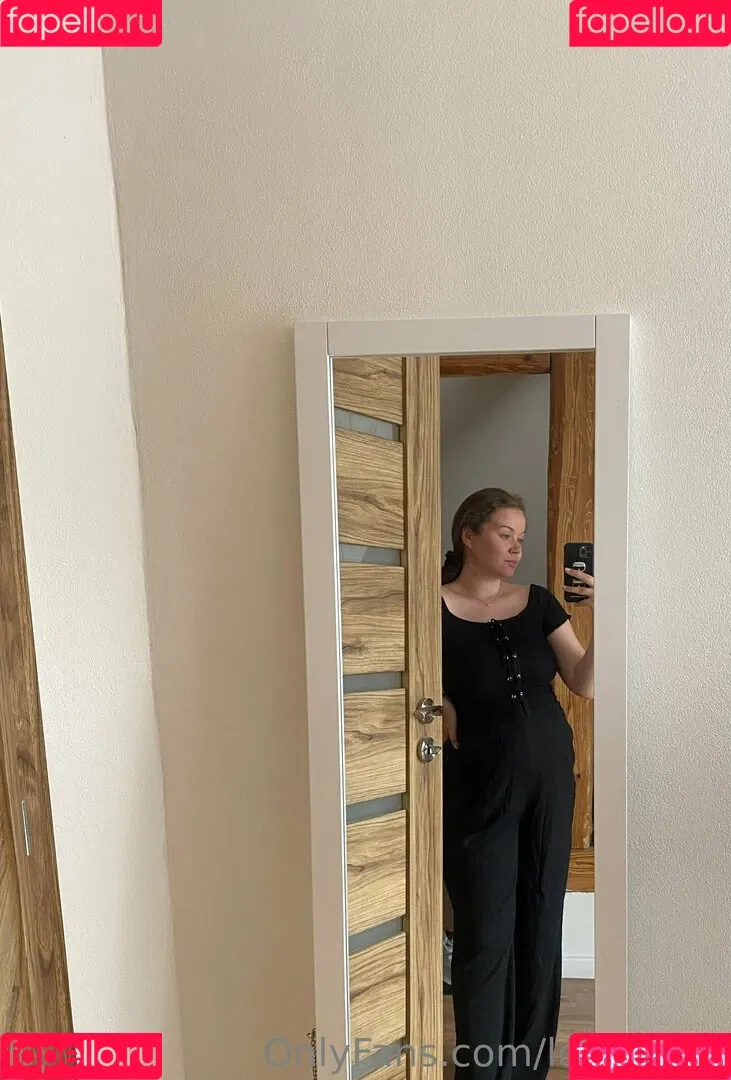 loryloveit Onlyfans Photo Gallery 