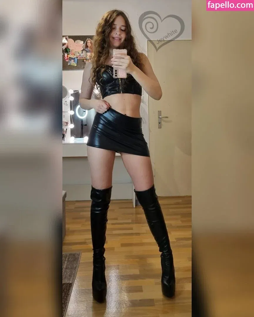 Jey White Onlyfans Photo Gallery 