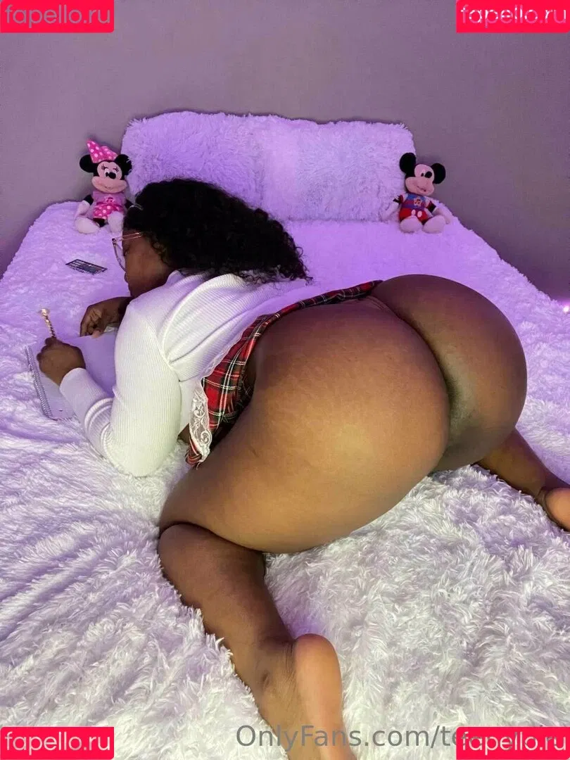 teenypie Onlyfans Photo Gallery 