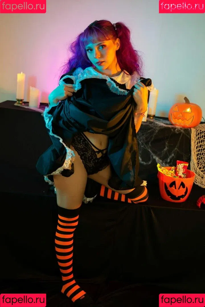 Melody Mew Onlyfans Photo Gallery 