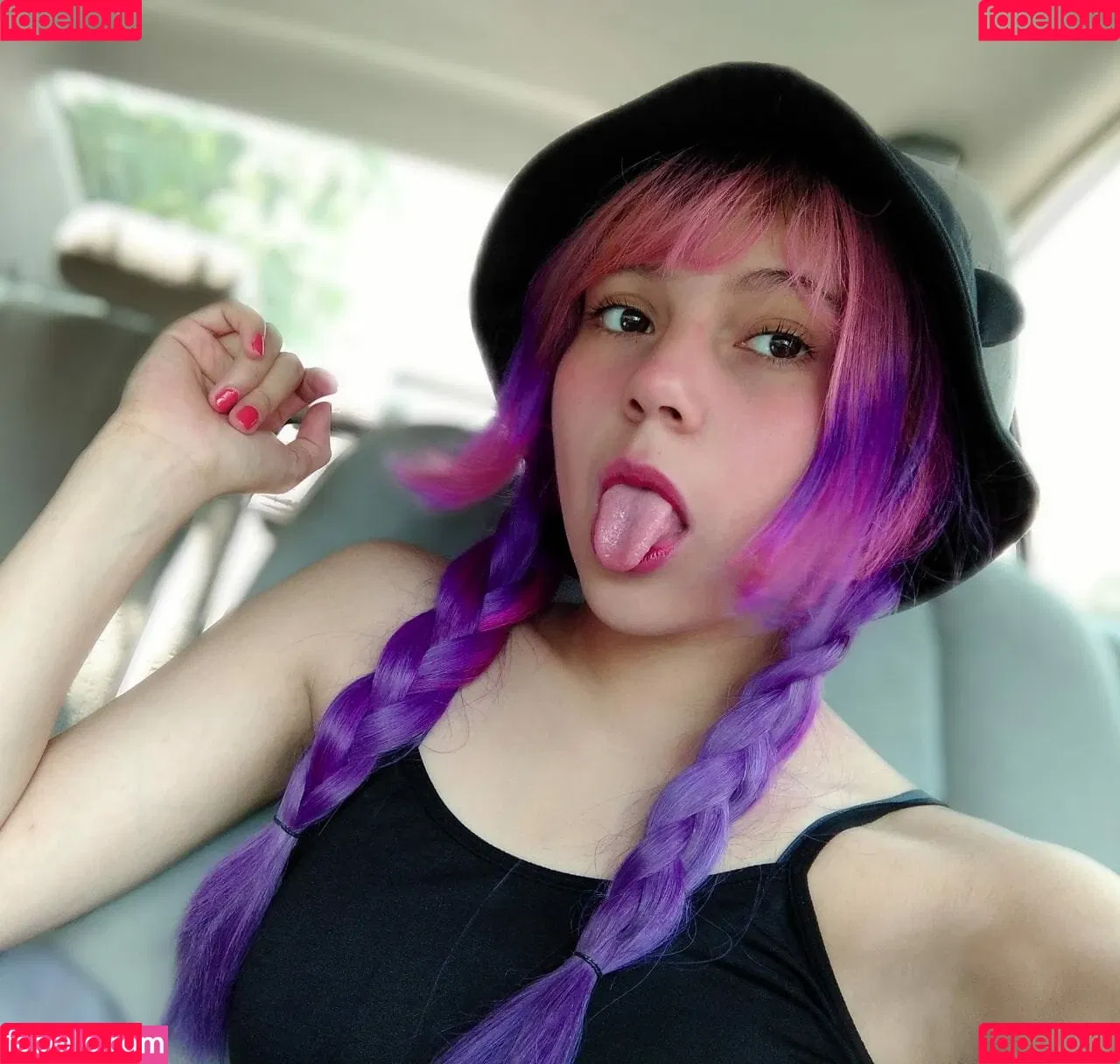 Melody Mew Onlyfans Photo Gallery 
