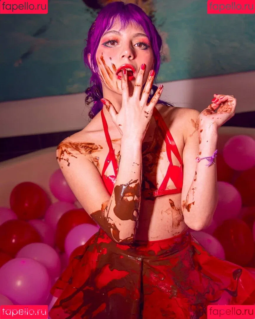 Melody Mew Onlyfans Photo Gallery 