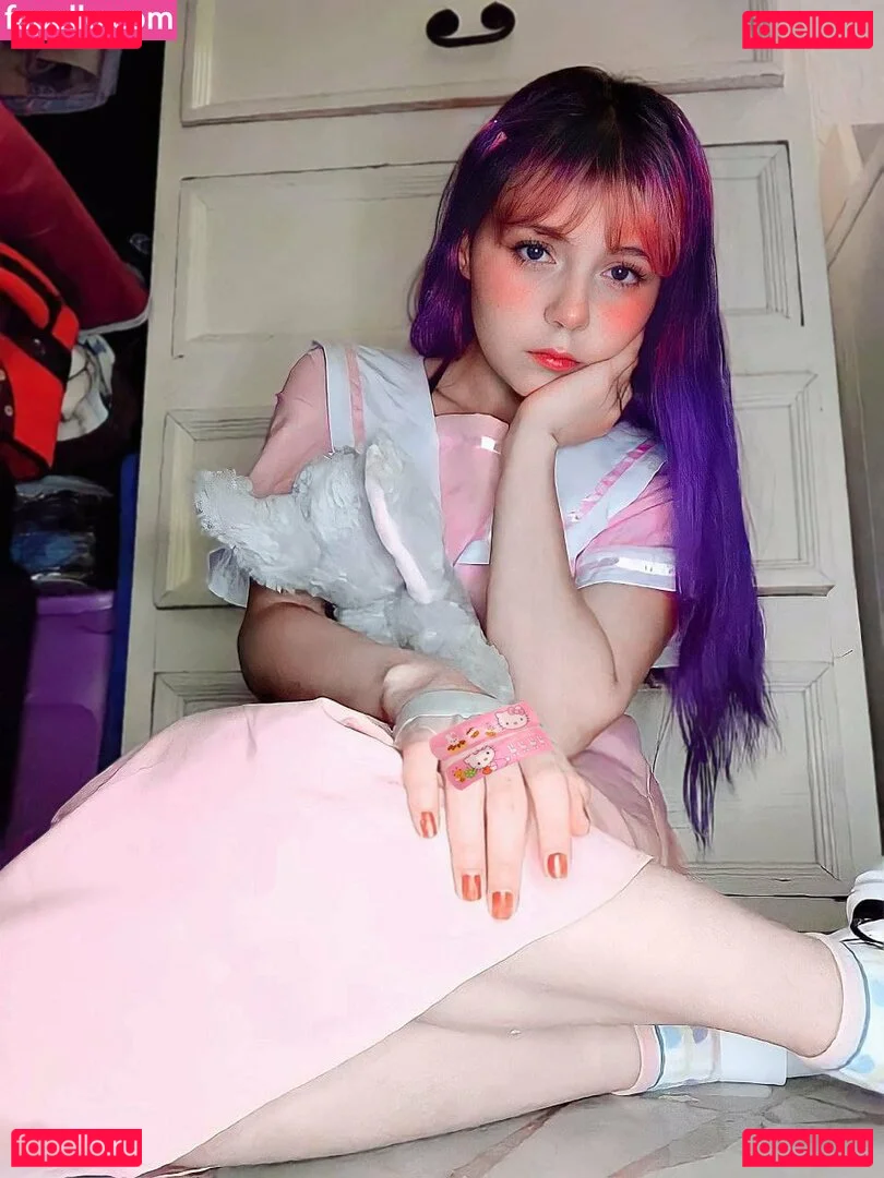 Melody Mew Onlyfans Photo Gallery 