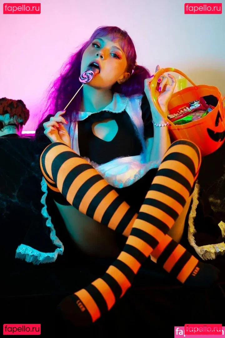 Melody Mew Onlyfans Photo Gallery 