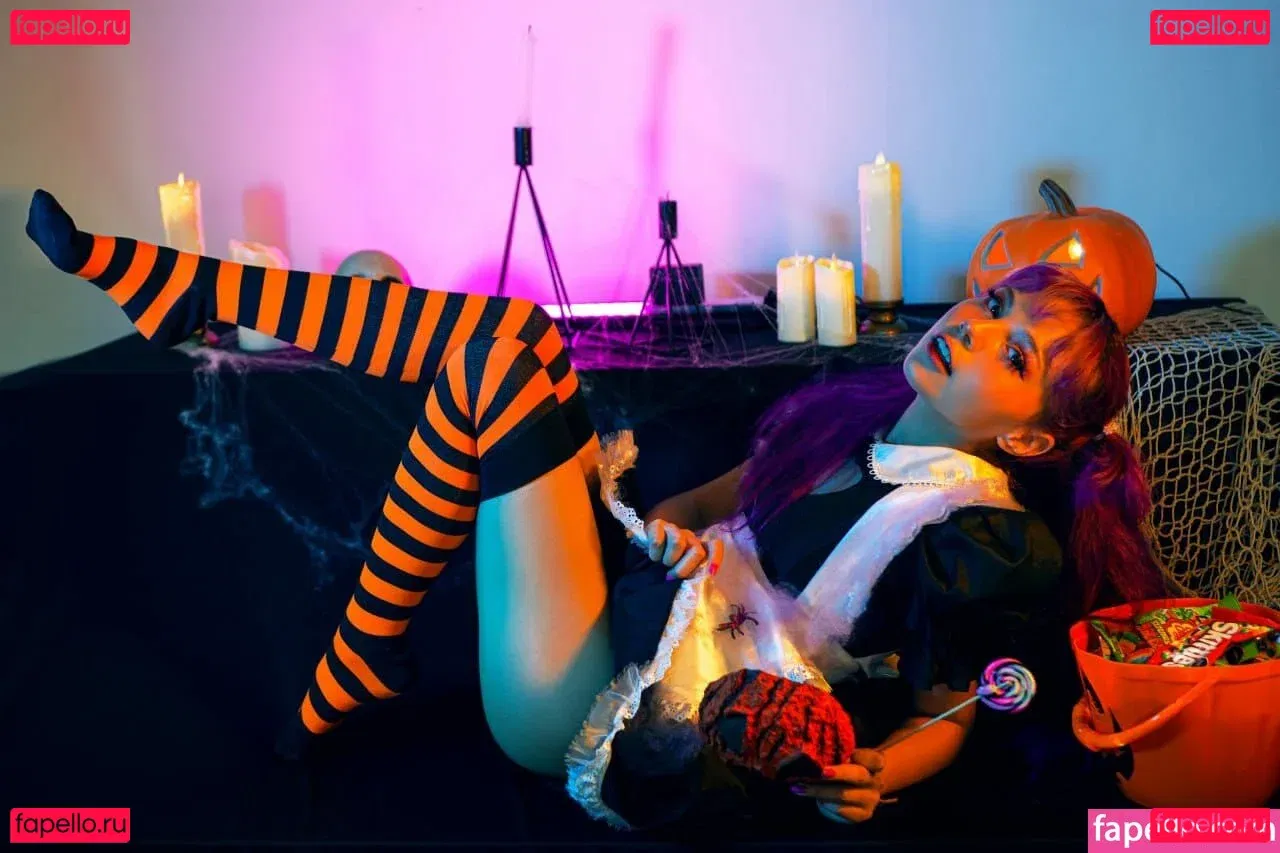 Melody Mew Onlyfans Photo Gallery 