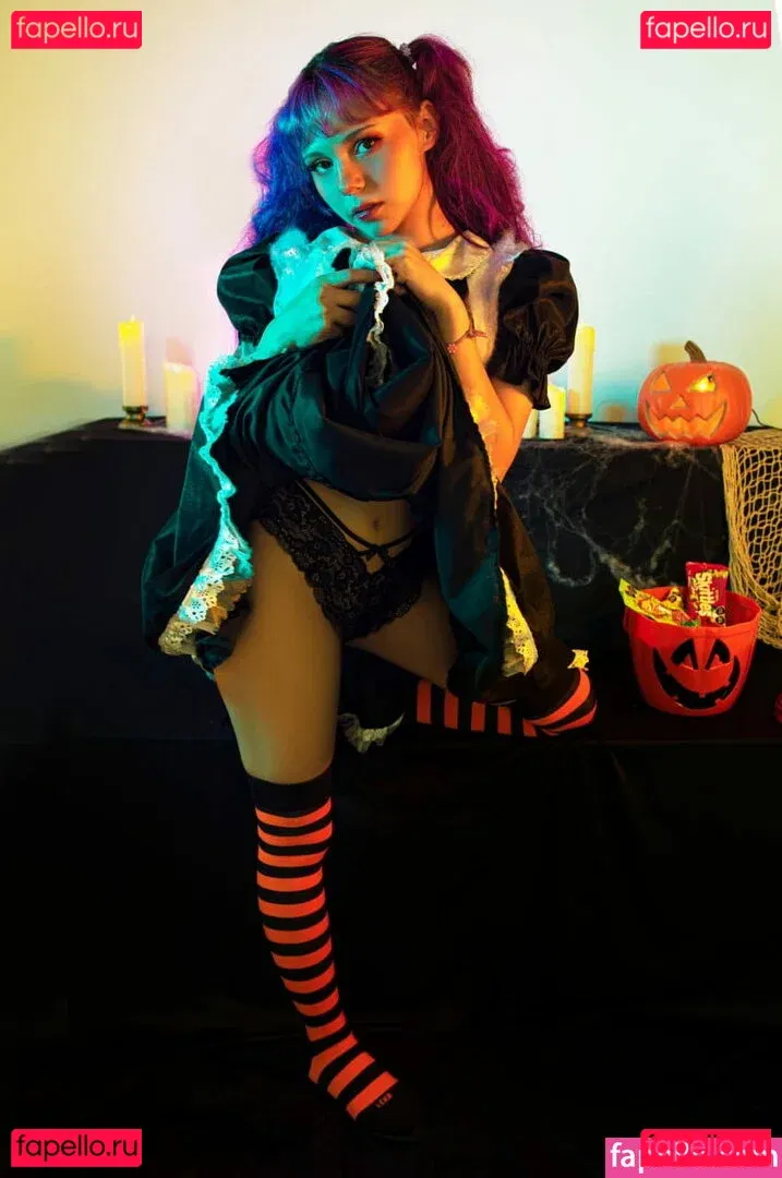 Melody Mew Onlyfans Photo Gallery 