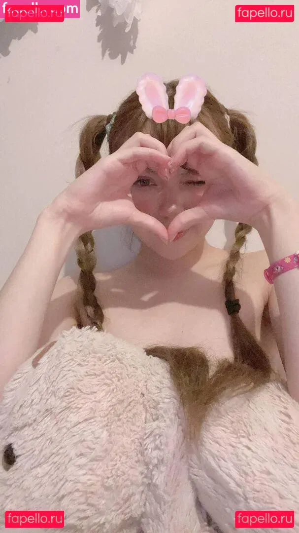 Melody Mew Onlyfans Photo Gallery 