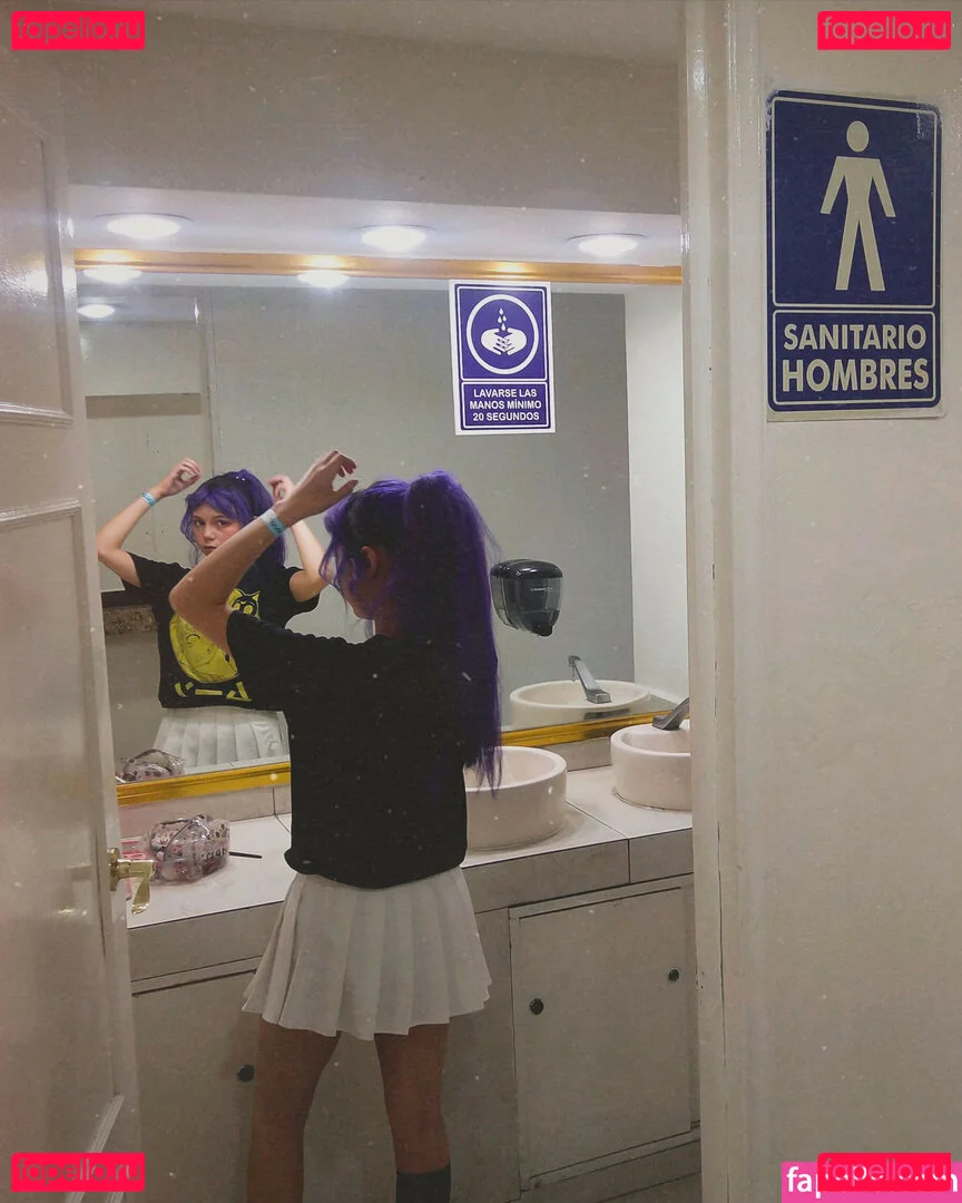 Melody Mew Onlyfans Photo Gallery 