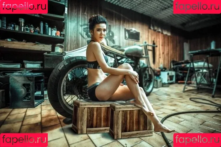 Petsha Onlyfans Photo Gallery 