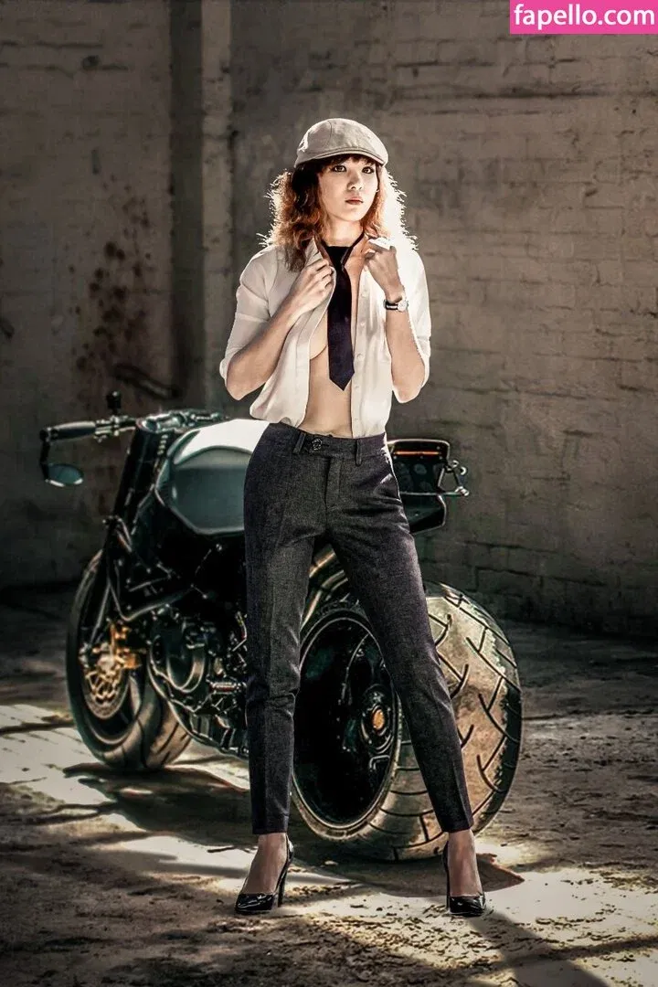 Petsha Onlyfans Photo Gallery 