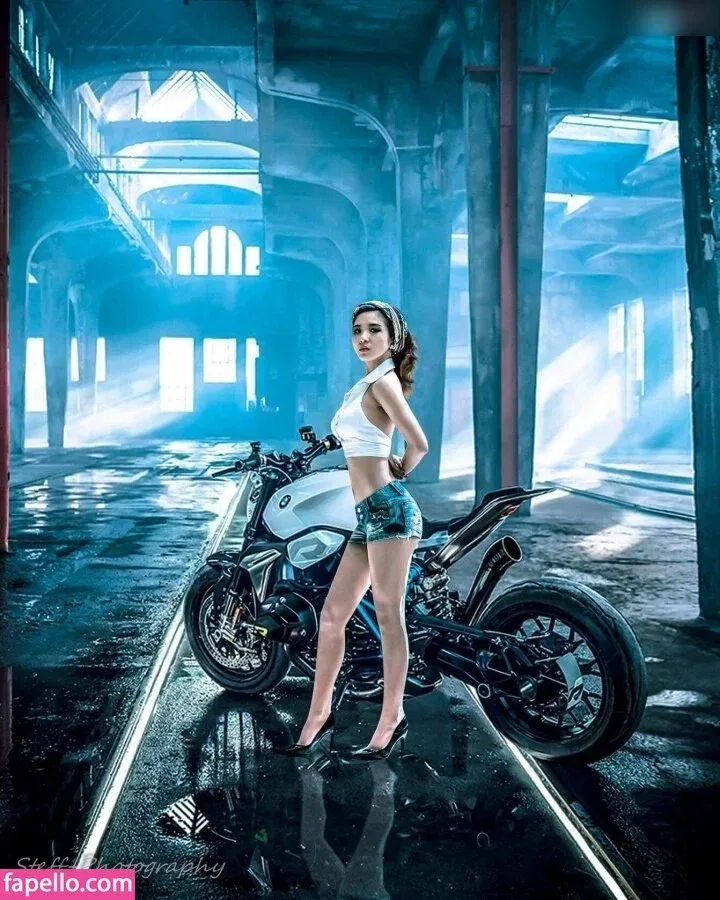 Petsha Onlyfans Photo Gallery 