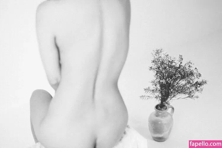 Petsha Onlyfans Photo Gallery 