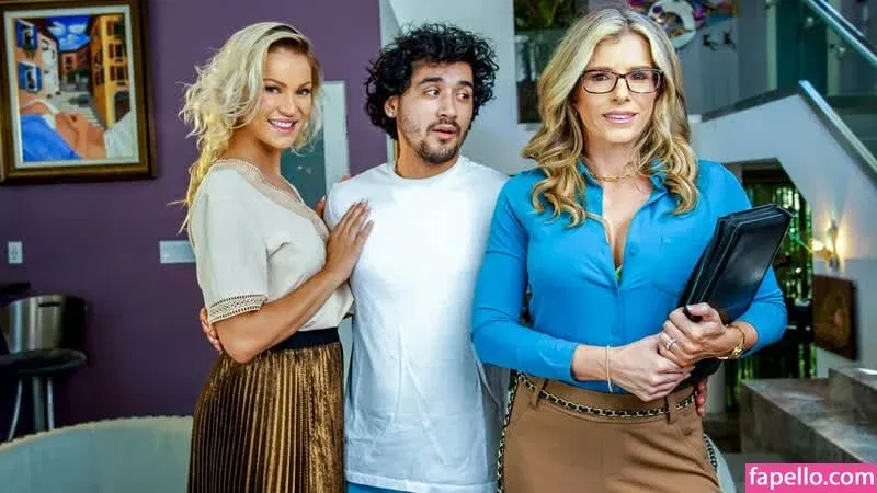 Cherry Kiss Onlyfans Photo Gallery 