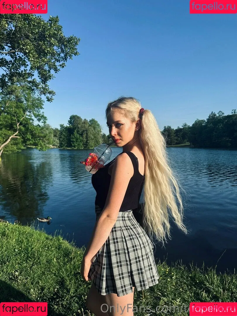chloe_lust Onlyfans Photo Gallery 