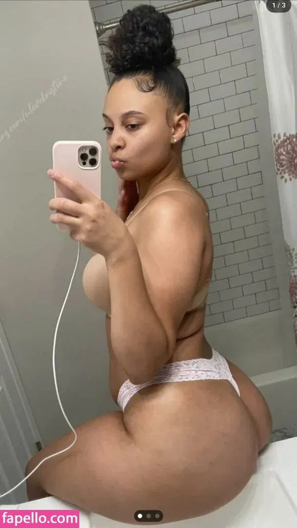 ulovekristine Onlyfans Photo Gallery 