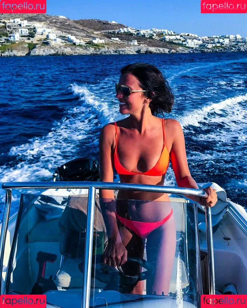 Lucy Mecklenburgh Onlyfans Photo Gallery 