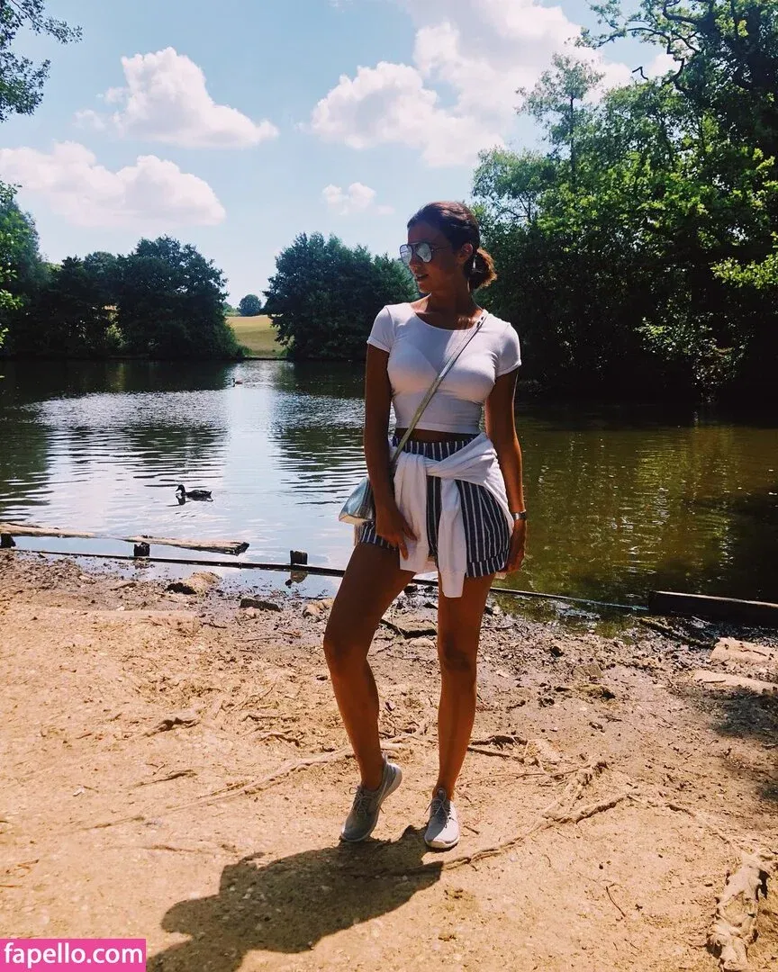 Lucy Mecklenburgh Onlyfans Photo Gallery 