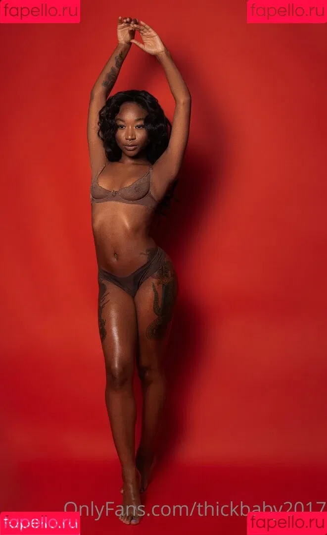 thickbaby2017 Onlyfans Photo Gallery 