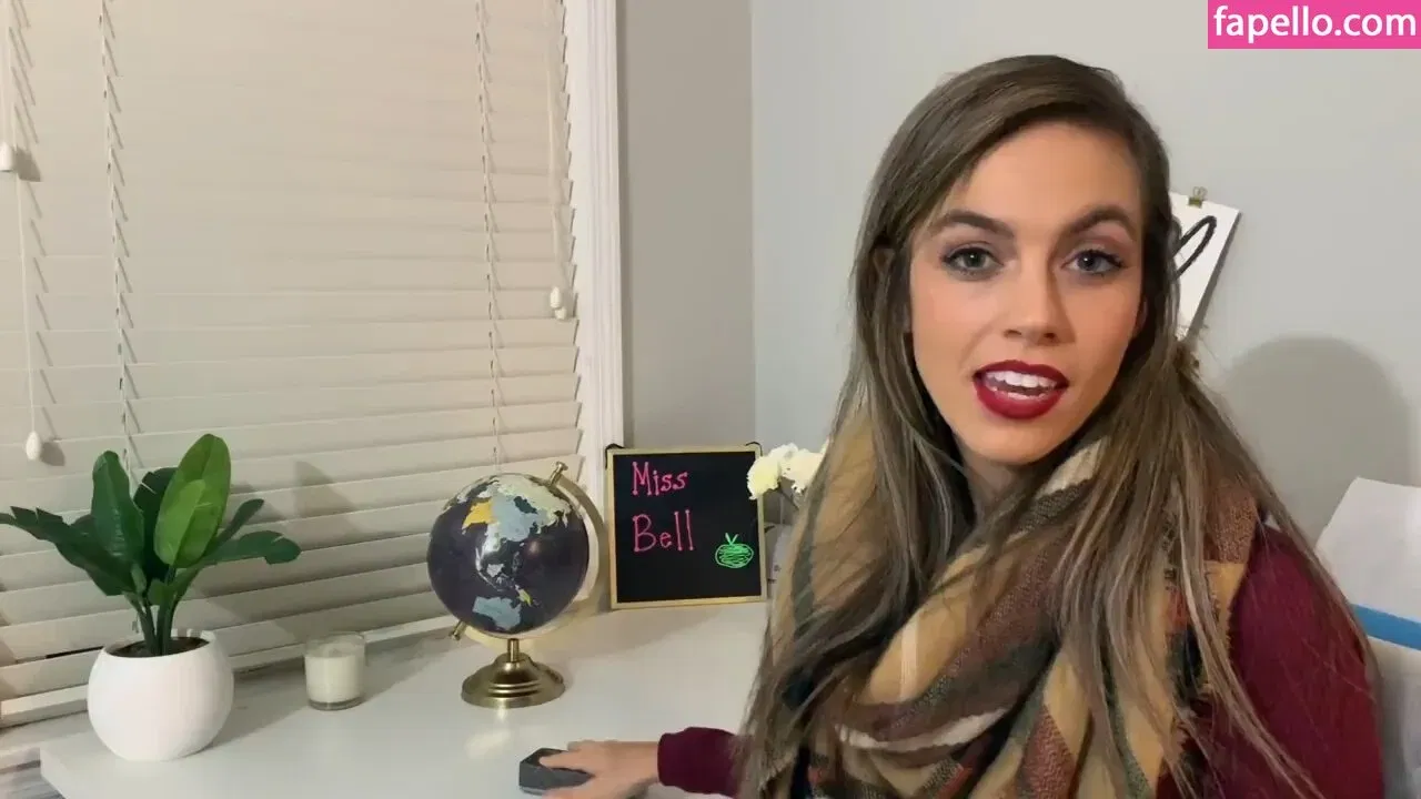 Miss Bell ASMR Onlyfans Photo Gallery 