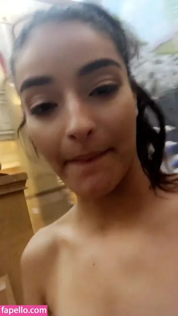 Emilywillisxx Onlyfans Photo Gallery 