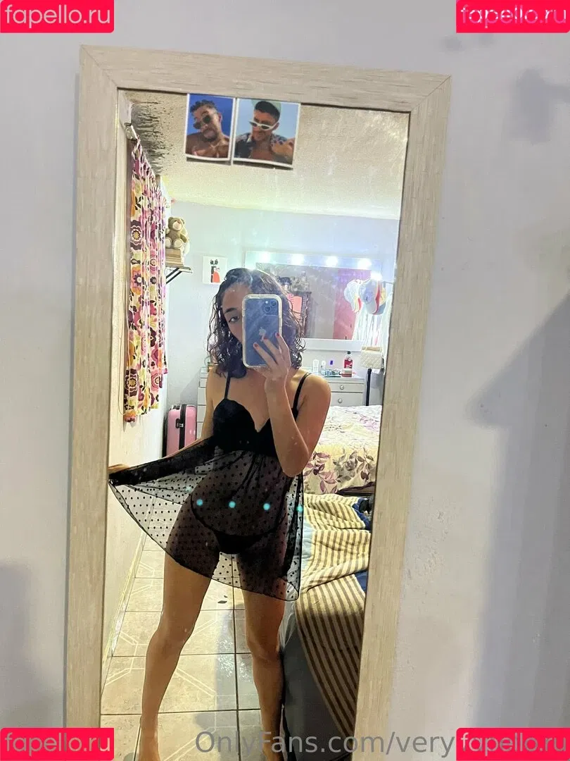veryyyhot69 Onlyfans Photo Gallery 