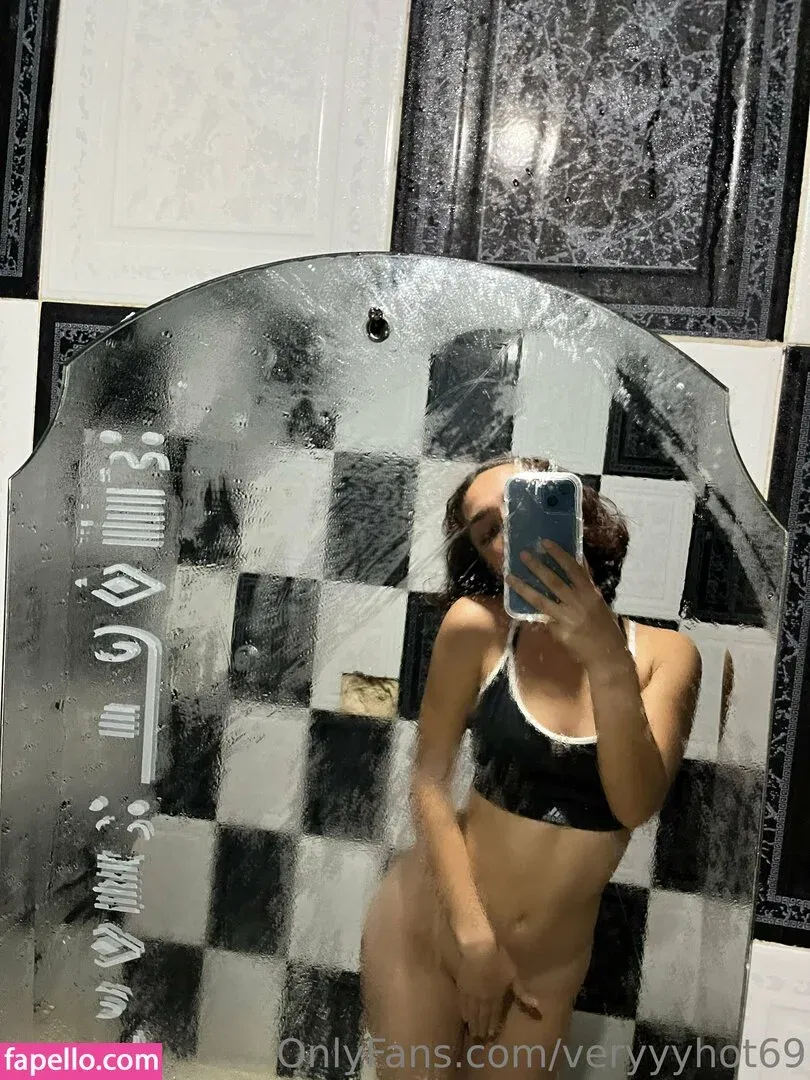veryyyhot69 Onlyfans Photo Gallery 