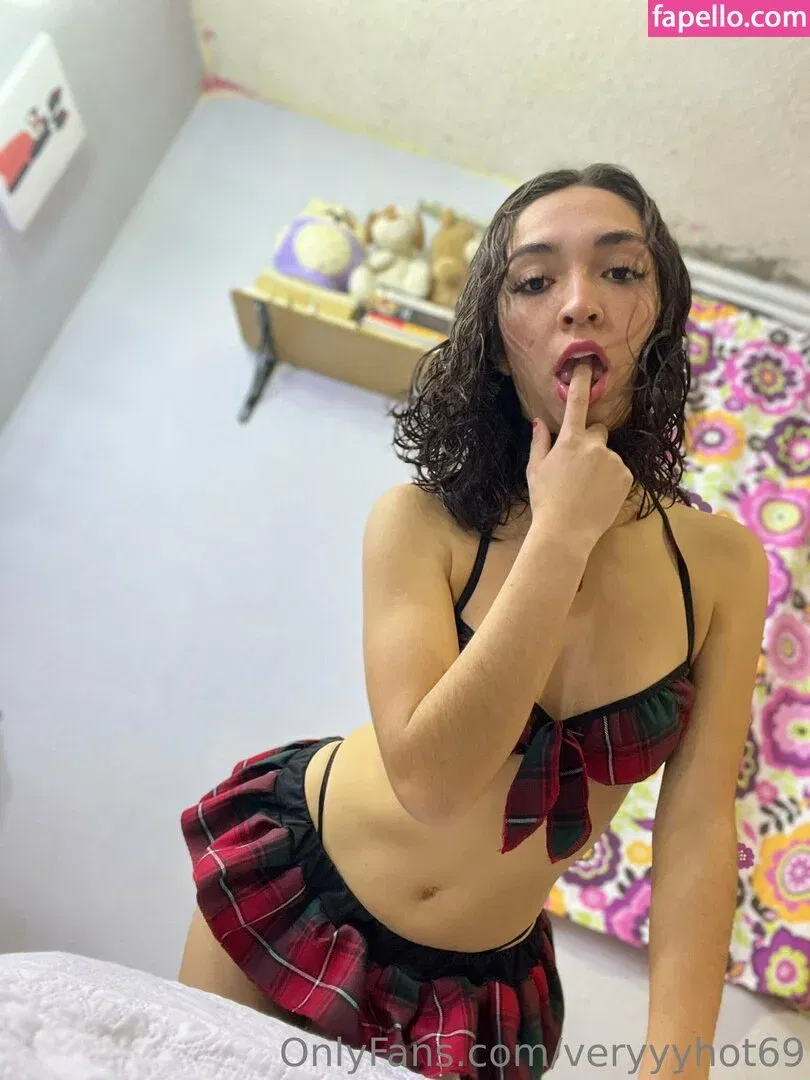 veryyyhot69 Onlyfans Photo Gallery 