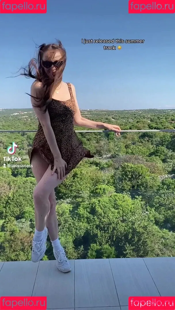 Larissa Rieß Onlyfans Photo Gallery 