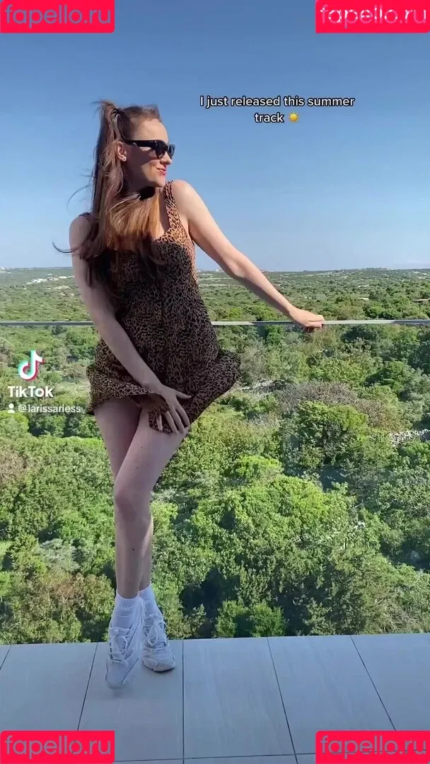 Larissa Rieß Onlyfans Photo Gallery 