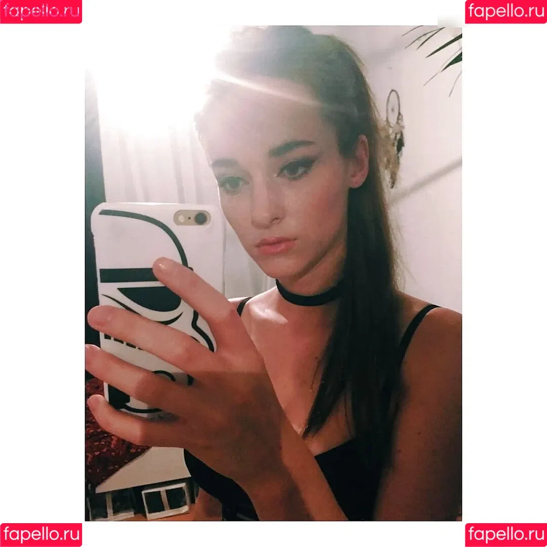 Larissa Rieß Onlyfans Photo Gallery 