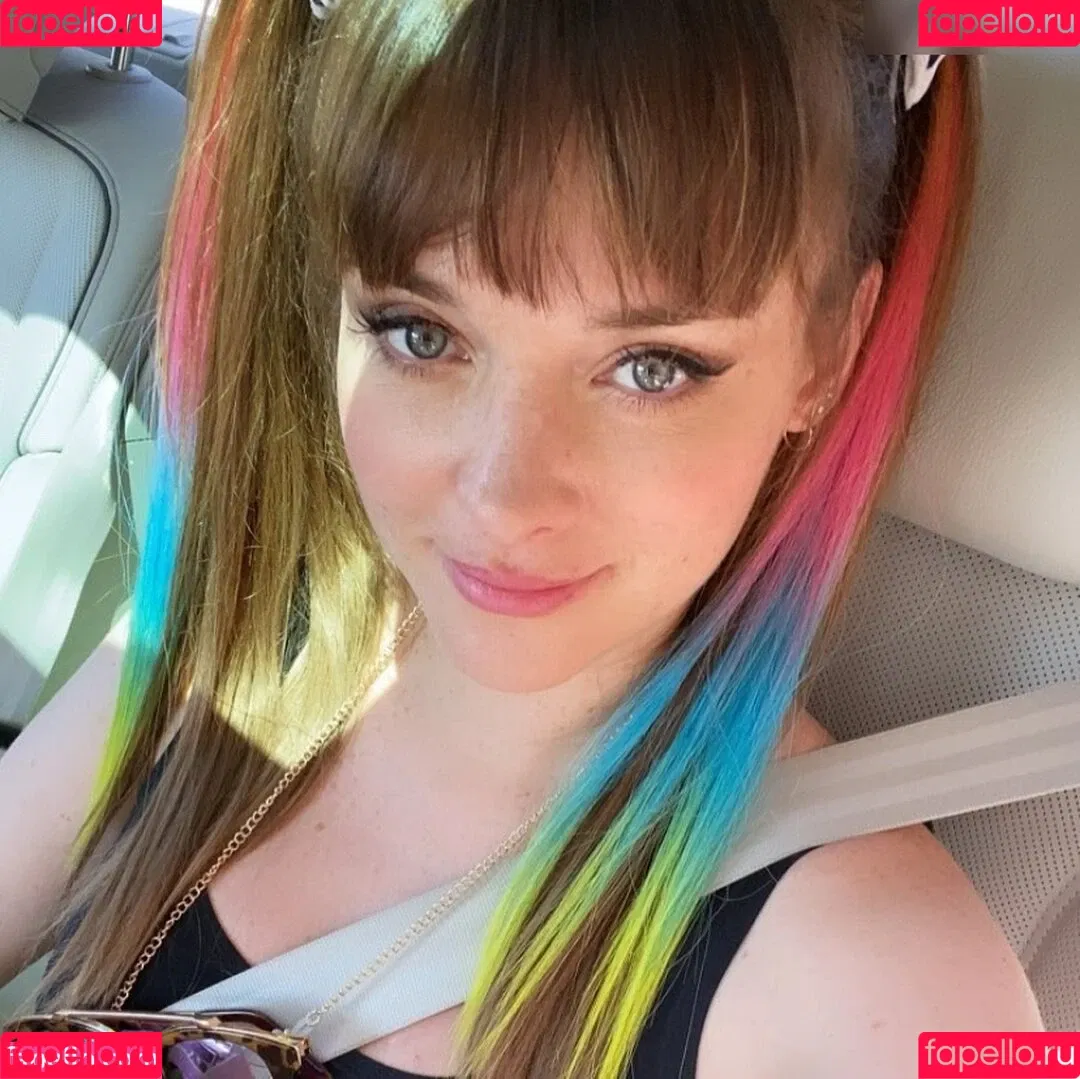 Larissa Rieß Onlyfans Photo Gallery 