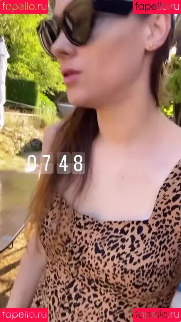Larissa Rieß Onlyfans Photo Gallery 