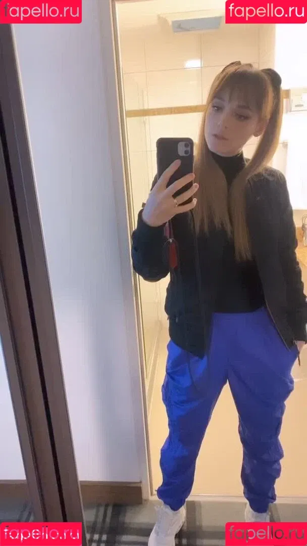 Larissa Rieß Onlyfans Photo Gallery 