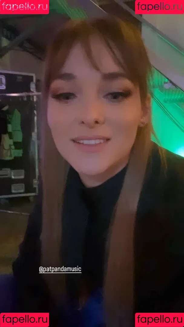 Larissa Rieß Onlyfans Photo Gallery 