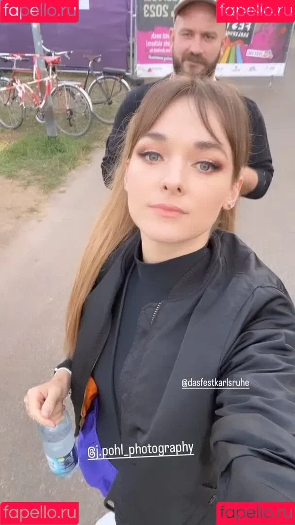Larissa Rieß Onlyfans Photo Gallery 