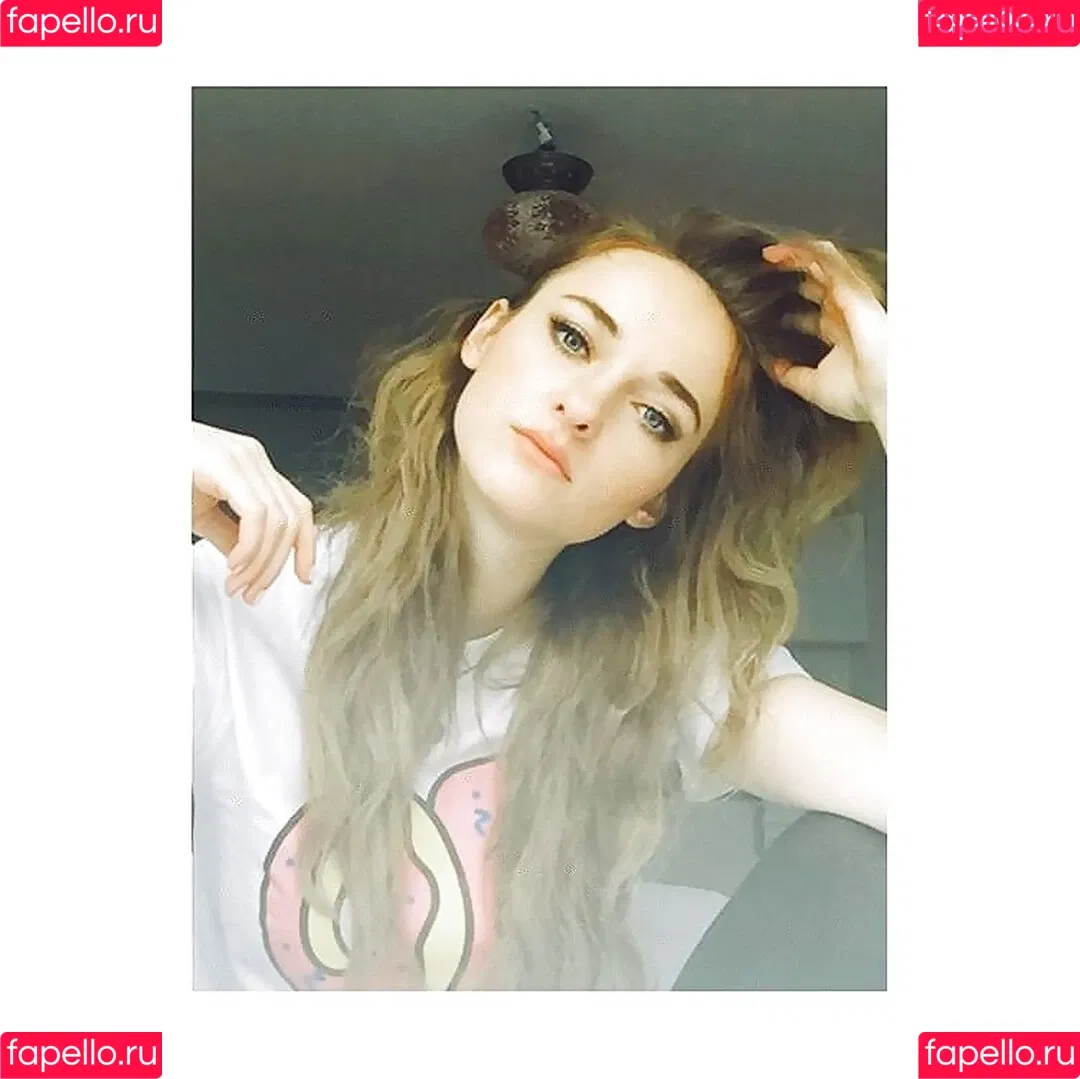 Larissa Rieß Onlyfans Photo Gallery 